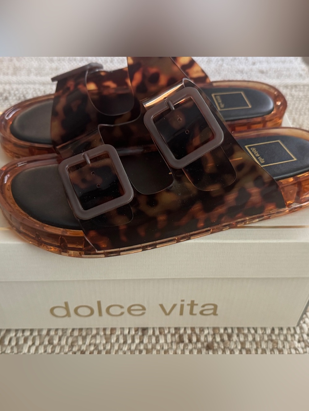 Dolce Vita Julio Tortoise Jelly Double Buckle Platform Sandals Size 9 Worn once